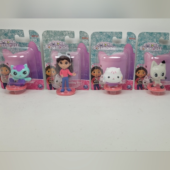 Gabby's Dollhouse Figurine Set - Picture 1 of 3